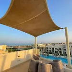 Mangroovy Gouna Sea View 2 Bedroom With Roof , Pool & Beach Access